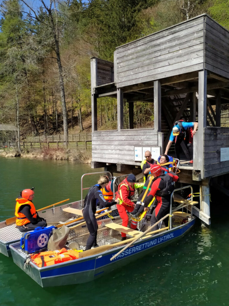 Nautikschulung mit Einsatzübung der ÖWR Osttirol am Tristacher See