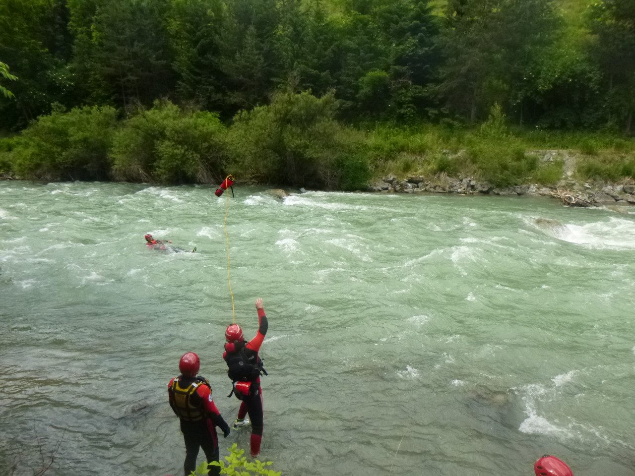 Drei neue Wildwasserretter für die Wasserrettung Osttirol