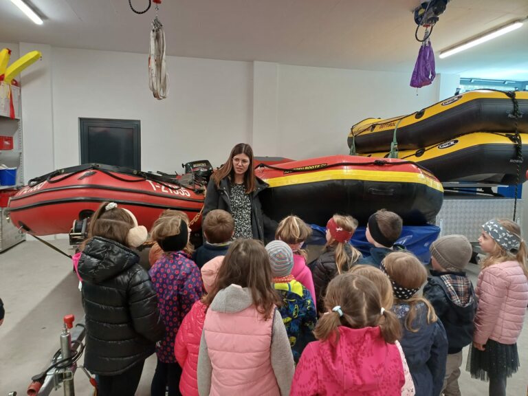 Besuch des Kindergarten Eichholz bei der ÖWR