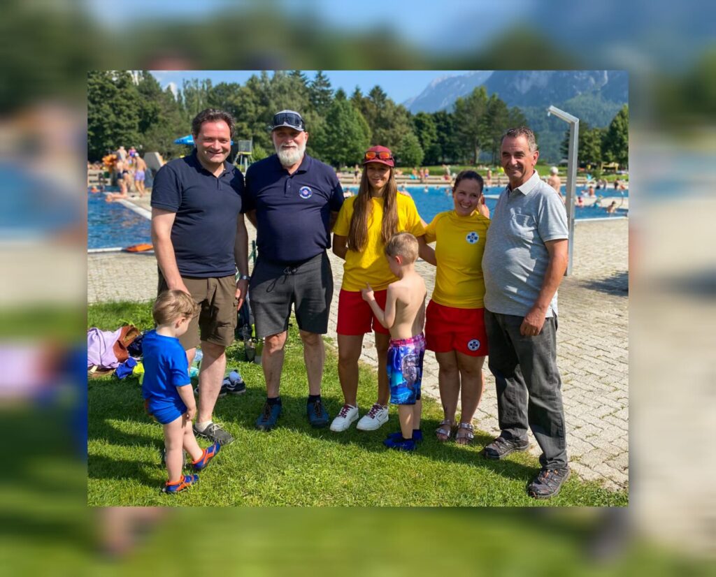 Ministerkinder lernen bei der Wasserrettung Osttirol schwimmen